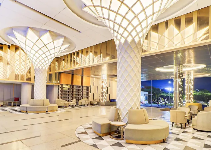 Sunday Arshika Sunset Road Hotel 4*